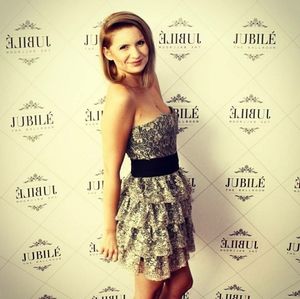 Orsay  lace ruffled mini dress